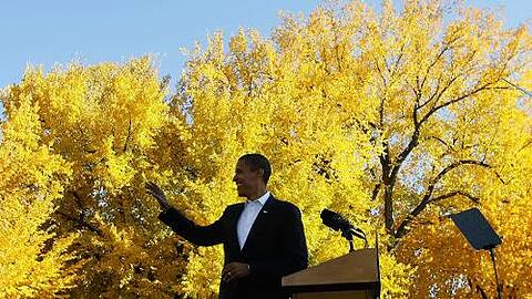Hält sich mit Workouts fit: Barack Obama bei einem Wahlkampfauftritt
