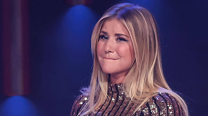 Beatrice Egli kommen vor laufender Kamera die Tränen. Der Grund: Sie wird an ihren verstorbenen Großvater erinnert...
