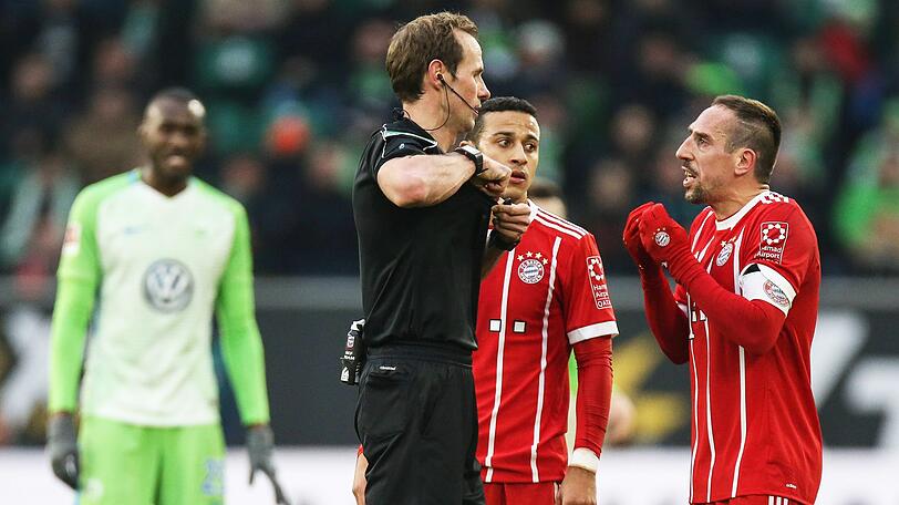 Nicht unbedingt Freund der Schiedsrichter: Franck Ribéry (re.) vom FC Bayern.