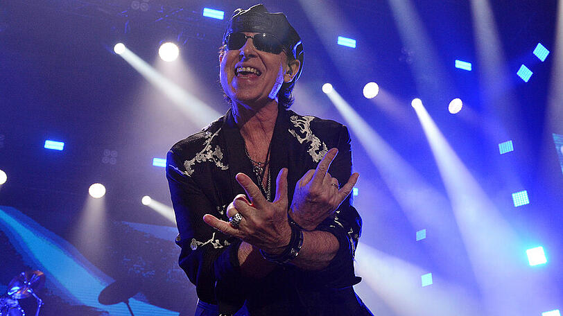 Klaus Meine während eines Konzerts in Kiew