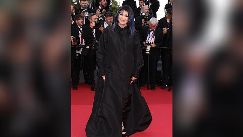 Iris Berben auf dem roten Teppich in Cannes.