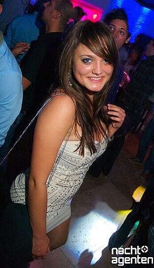 La Notte Italiana - Sommmer Edition im Crowns Club (Samstag, 30.07.2001) Wer noch mehr Bilder sehen will geht auf