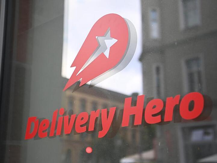 Das Logo von Delivery Hero. Foto: Britta Pedersen/dpa-Zentralbild/dpa