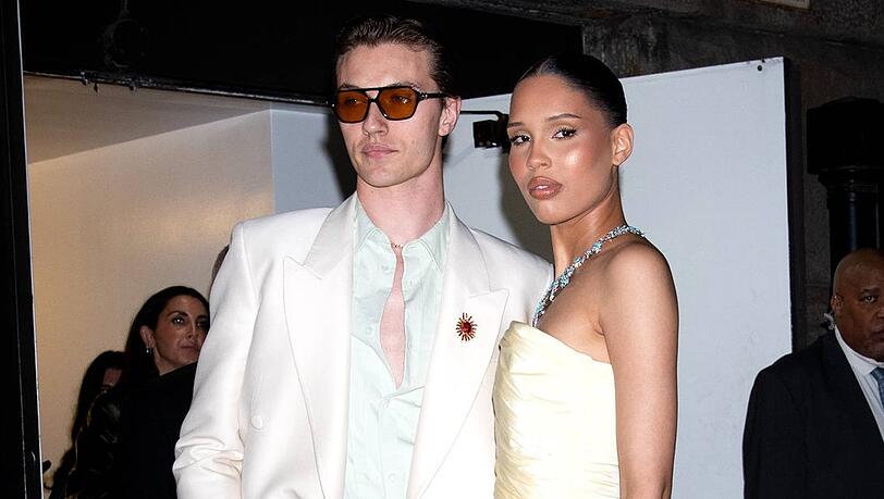 Nara Smith und ihr Ehemann Lucky Blue Smith. Nara Smith und ihr Ehemann Lucky Blue Smith.