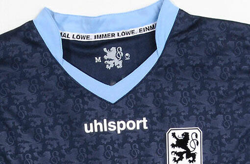 Dunkles Blau, weiß mit Neon-Gelb: Neues Design für die Löwen. Das Uhlsport-Trikot