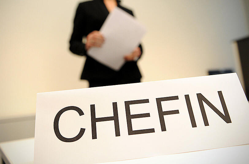 Ein langsamer Zuwachs an Frauen in Chef-Positionen ist erkennbar. Jedoch bilden Männer immer noch die große Mehrheit.
