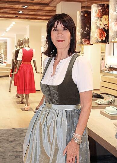 "Weniger ist mehr": Damentracht-Expertin Gabriele Hammerschick.