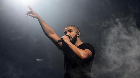 Der kanadische Rapper Drake 2005 beim Wireless Festival in London.