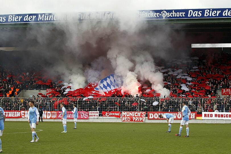 FC Bayern II gegen TSV 1860 II: Die Bilder vom Amateurderby im Grünwalder Stadion.