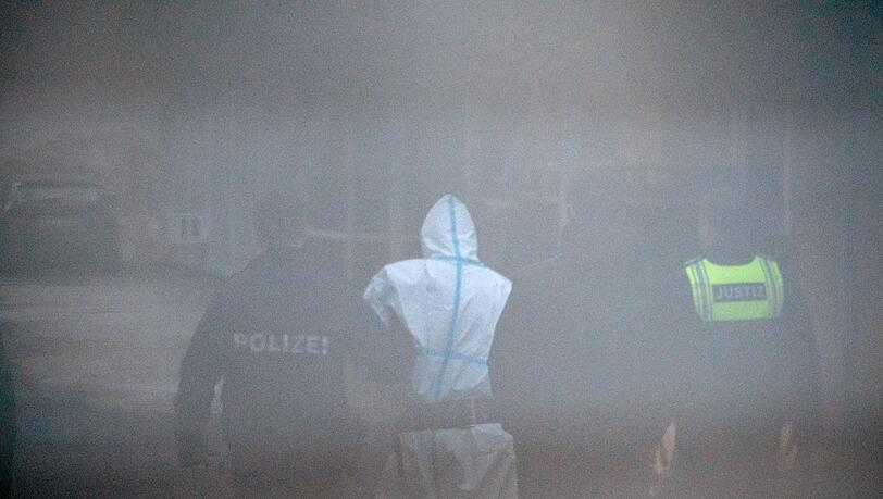 Der mutmaßliche Täter der Messerattacke von Aschaffenburg soll mehrere Monate davor in einer Flüchtlingsunterkunft eine Bewohnerin angegriffen haben- Ermittlungen gab es keine. (Archivbild)