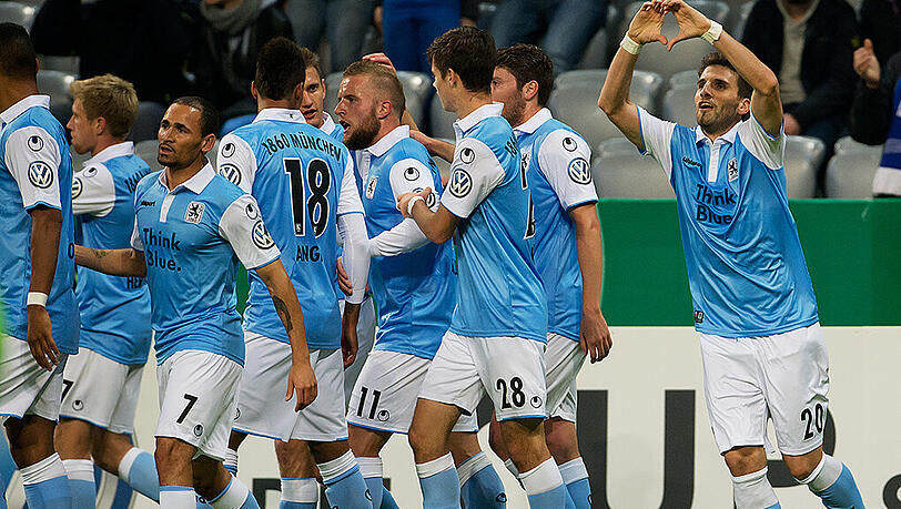 In der vergangenen Saison scheiterten die Löwen in der zweiten Pokalrunde. Valdet Rama (rechts) traf gegen den SC Freibug zum 1:0, am Ende hieß es 2:5. In der vergangenen Saison scheiterten die Löwen in der zweiten Pokalrunde. Valdet Rama (rechts) traf gegen den SC Freibug zum 1:0, am Ende hieß es 2:5.