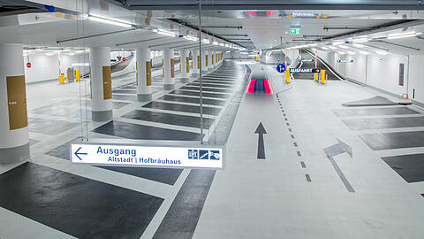 Hier finden auch mindestens 18 E-Autos Platz.
