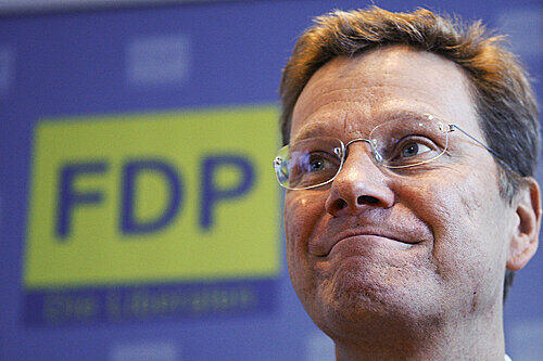 Legen in Zeiten der Krise in der Wählergunst zu: Guido Westerwelle und die FDP