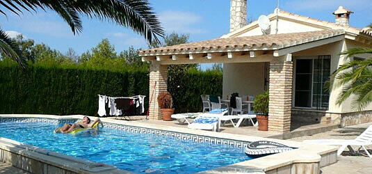 Ferienhaus mit Swimmingpool