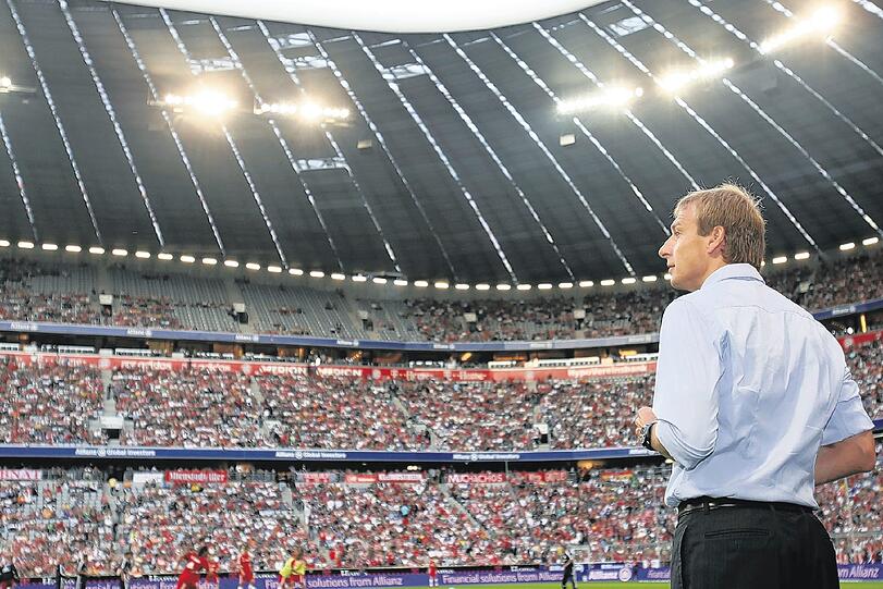 Er wurde mit Applaus in der Allianz Arena begrüßt: Doch nach der Partie hatte Bayern-Trainer Jürgen Klinsmann schlechte Nachrichten für die Fans.