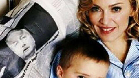 Madonna mit Söhnchen Rocco. Das Bild ist schon ein paar Jahre alt.