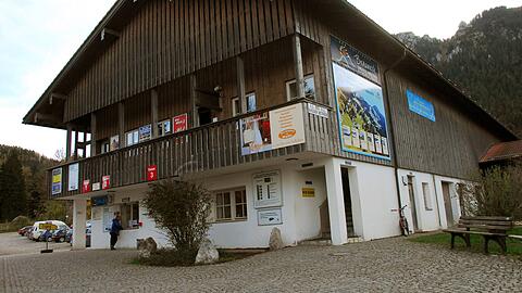 Die Talstation der Brauneck-Bergbahn: Hier haben Unbekannte mehr als 20.000 Euro erbeutet.