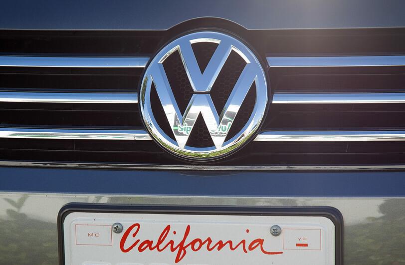 Kühler Empfang für US-VW-Chef Michael Horn bei einer Pressekonferenz.