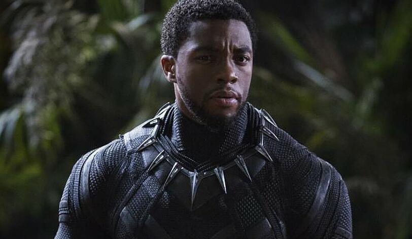 "Black Panther" kämpft sich auf den Thron: Nicht nur im Film wird T'Challa alias Black Panther zum König, auch auf Twitter hat er nun die Krone erobert.