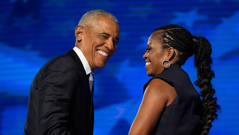 Michelle Obama hat eigenen Worten zufolge gegen ihren Mann Barack den "Kampf" um die Temperatur im Schlafzimmer gewonnen. (Archivbild)