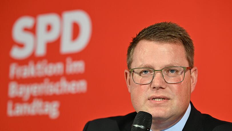 Die SPD-Fraktion im Landtag hat Holger Grießhammer als Vorsitzenden bestätigt. (Archivbild) Die SPD-Fraktion im Landtag hat Holger Grießhammer als Vorsitzenden bestätigt. (Archivbild)