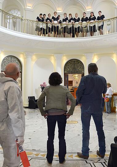 In einem Luxushotel kam ein Zimmermädchen zu Tode. Angelehnt ist der neue "Tatort" aus Ludwigshafen an den Fall des früheren IWF-Direktors Dominique Strauss-Kahn. In einem Luxushotel kam ein Zimmermädchen zu Tode. Angelehnt ist der neue "Tatort" aus Ludwigshafen an den Fall des früheren IWF-Direktors Dominique Strauss-Kahn.