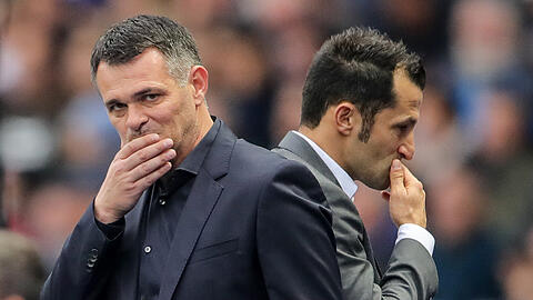 Bekommt Bayerns Sportdirektor Hasan Salihamidžiæ (r.) möglicherweise Unterstützung durch Willy Sagnol?
