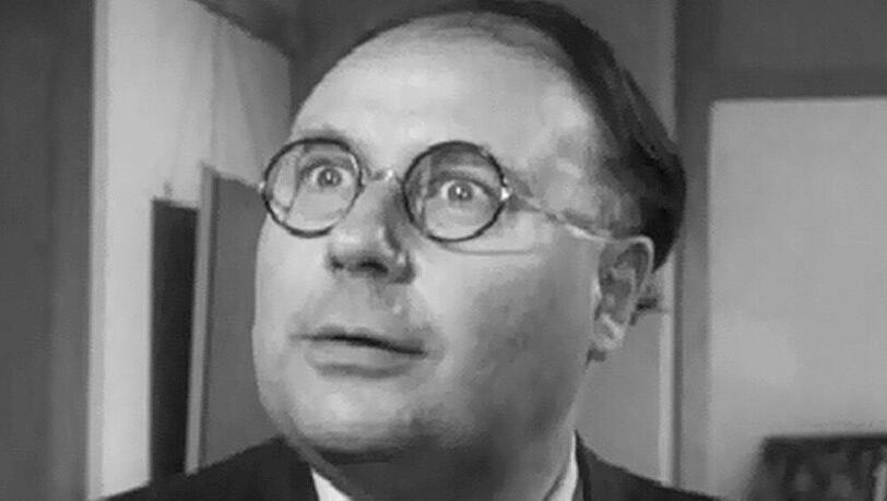 In "Geld sofort" spielt Heinz Erhardt den treuherzigen Vertreter Zatke In "Geld sofort" spielt Heinz Erhardt den treuherzigen Vertreter Zatke