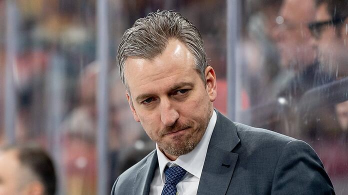 Irgendwann ist alles mal zu viel: EHC-Trainer Max Kaltenhauser macht eine Vollbremsung und tritt von seinem Amt zurück.