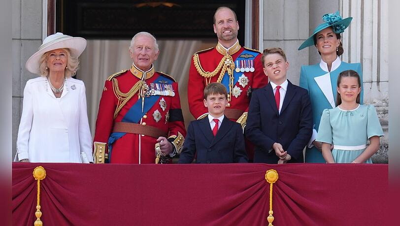 König Charles (2.v.l.) hat seinem Sohn zum Geburtstag gratuliert.