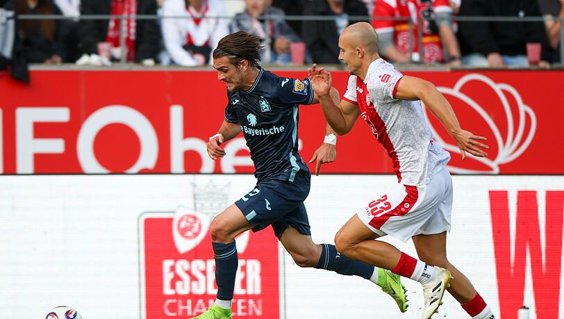 Sigurd Haugen (l) markierte gegen Aue das Siegtor. (Archivbild)