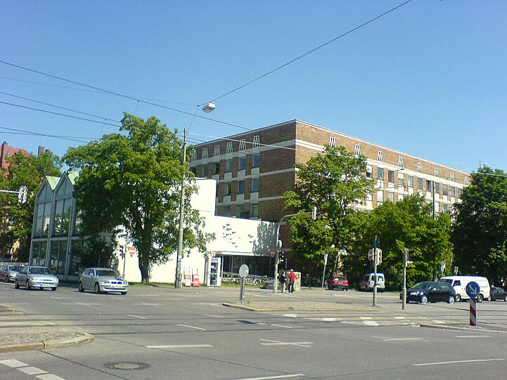 Der Blutspendedienst an der Dachauer Straße.