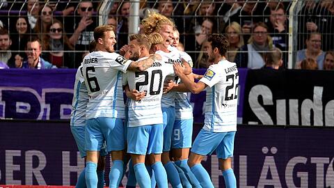 TSV 1860 München seigt mit 2:0 gegen VfL Osnabrück.