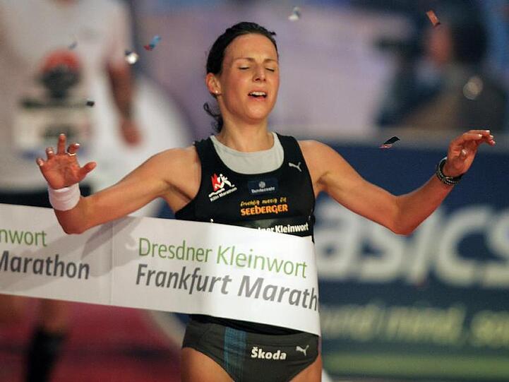 Der Marathon wäre dann doch zuviel für Sabrina Mockenhaupt bei der Leichtathletik-WM in Berlin.