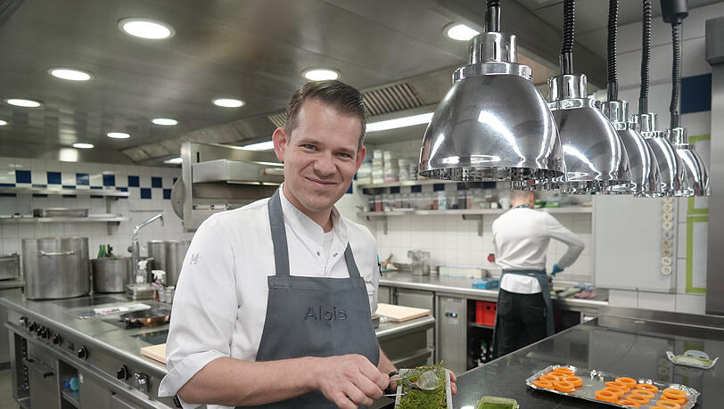 Max Nattmessnig hat seinen Job im "Alois" gekündigt und verlässt München.
