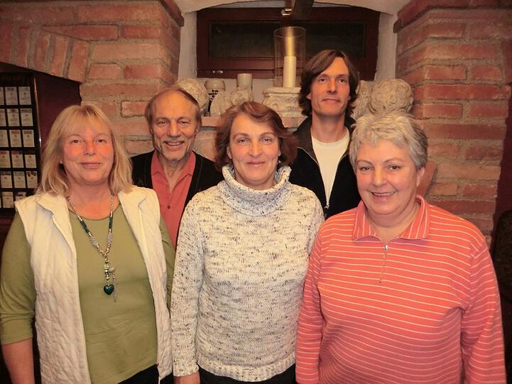 Und das sind die Kandidaten für den BA Aubing-Lochhausen-Langwied: (Von links) Karin Binsteiner, Siegfried Liedl, Dagmar Mosch, Florian Ried und Barbara Ney.