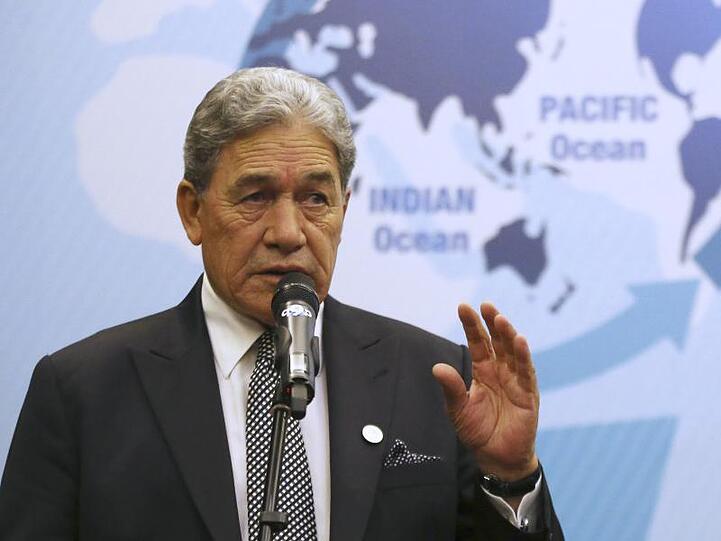 Winston Peters, Außenminister von Neuseeland, reist nach umstrittenen Äußerungen von Präsident Erdogan in die Türkei.