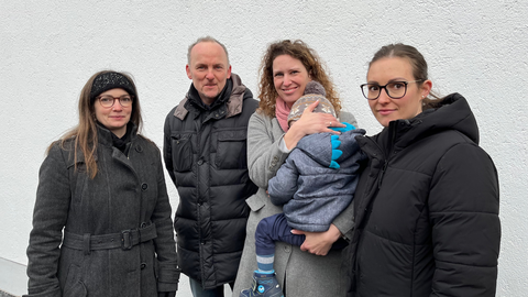 Diese Eltern bangen um die Zukunft der Münchner Kitas (v.l.): Natalie Borrmann, Eik Schüle, Nicole Heldeisen und Tanja Karges. Diese Eltern bangen um die Zukunft der Münchner Kitas (v.l.): Natalie Borrmann, Eik Schüle, Nicole Heldeisen und Tanja Karges.