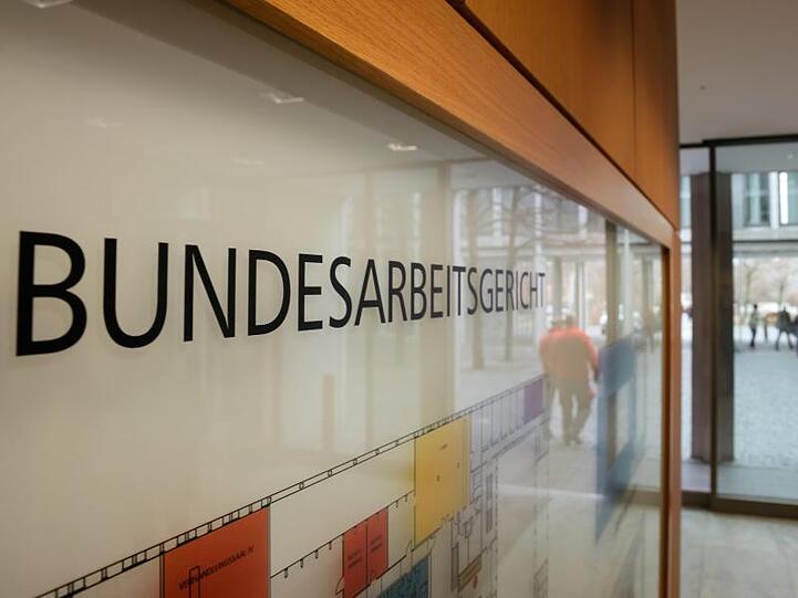 Mehr Transparenz beim Entgelt: Geklagt hatte eine Fernseh-Journalistin.