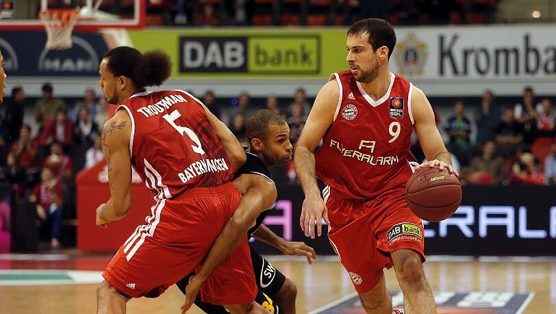 Gutes Teamplay: Chevon Troutman (links) und Yotam Halperin. Gutes Teamplay: Chevon Troutman (links) und Yotam Halperin.