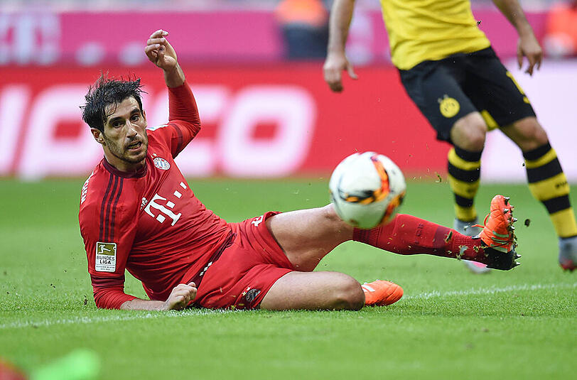 Liest gern, grätscht gern, mag München, spricht aber lieber noch Spanisch: Bayerns Defensivspezialist Javi Martínez.