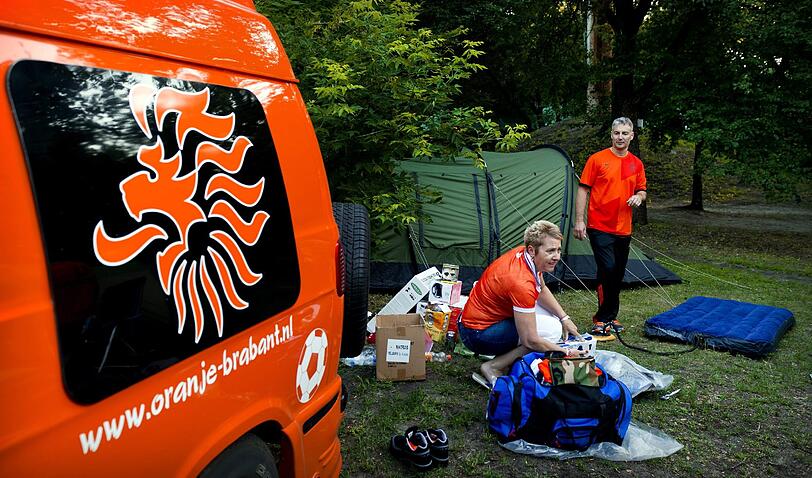 Was heißt eigentlich "Minibar" auf holländisch? Handschuhfach.