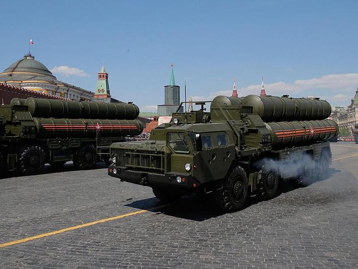 Das russische Flugabwehrsystem S-400 während einer Militärparade auf dem Roten Platz.