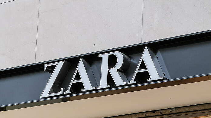 Logo einer Zara-Filiale. In München wird Ende Januar ein Laden geschlossen. Die AZ kennt die Hintergründe. (Symbolbild)