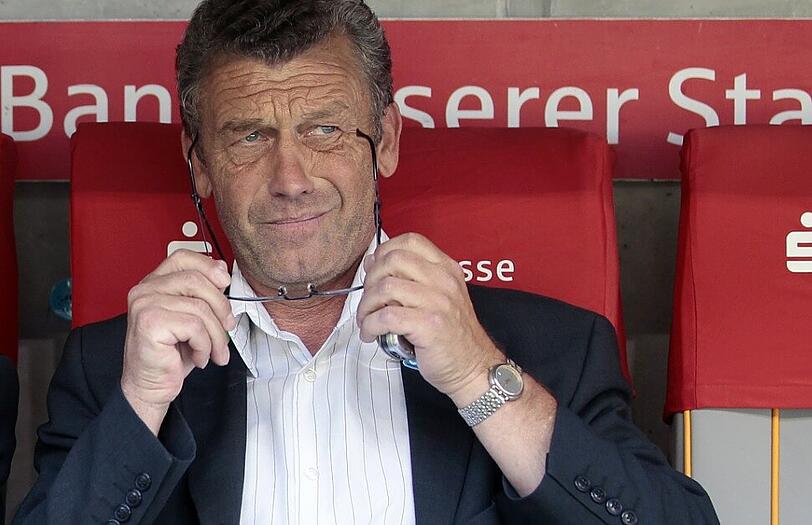 Bleibt ein Löwe: Sportchef Florian Hinterberger, dessen Vertrag verlängert wurde.