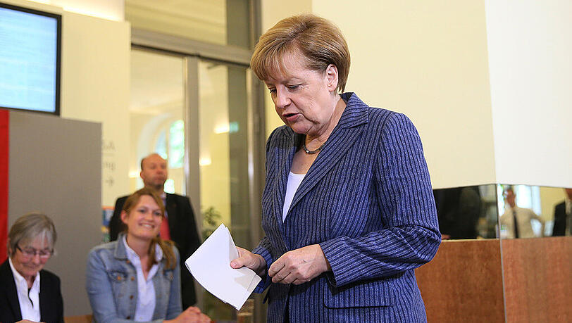Europawahl: Hier gibt Bundeskanzlerin Angela Merkel die Stimme ab. Europawahl: Hier gibt Bundeskanzlerin Angela Merkel die Stimme ab.