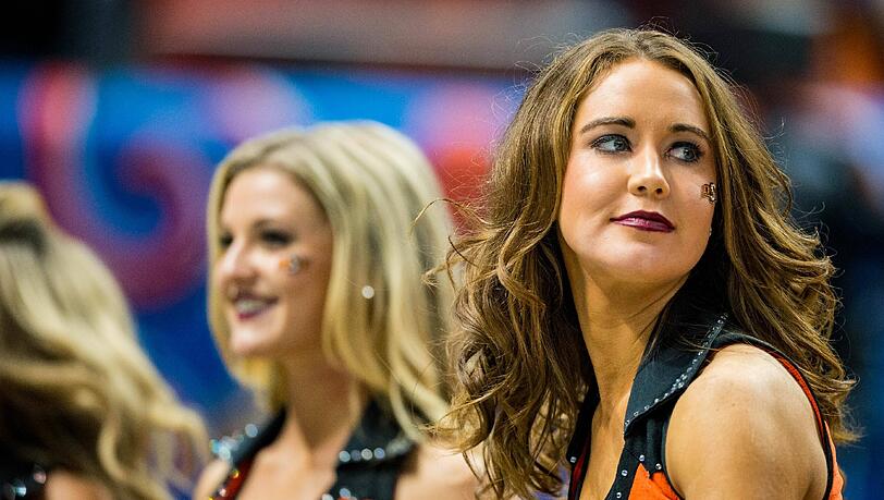 Der 50. Super Bowl zwischen den Denver Broncos und den Carolina Panthers steht an: In unserer Bilderstrecke zeigen wir schonmal die Cheerleader der NFL. Viel Spaß beim Durchklicken! Der 50. Super Bowl zwischen den Denver Broncos und den Carolina Panthers steht an: In unserer Bilderstrecke zeigen wir schonmal die Cheerleader der NFL. Viel Spaß beim Durchklicken!