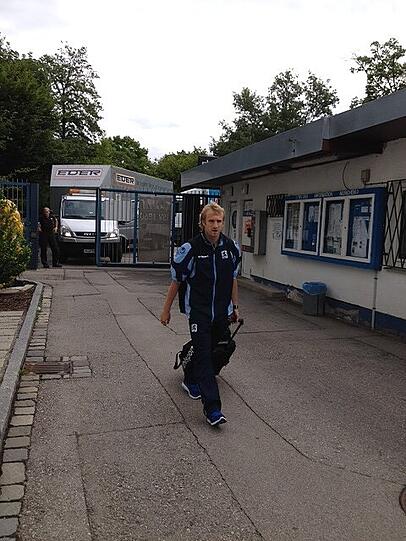 Daniel Bierofka in Trainingskluft.