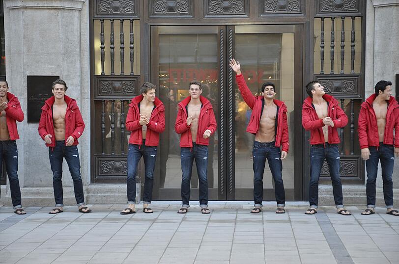 Abercrombie and Fitch in München: Bilder von der Eröffnung des Ladens in der Sendlinger Straße