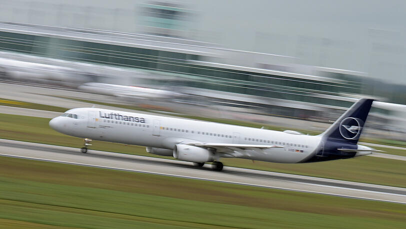 Ein Lufthansa-Flugzeug startet: Der Flughafen M&uuml;nchen ist besonders sicher ausgestattet. (Archivbild)